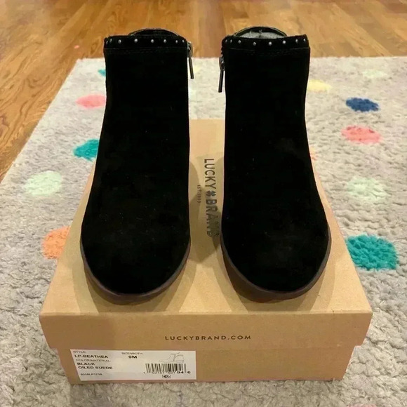 Lucky Brand Black Ankle Boots New in Box - Picture 2 of 9